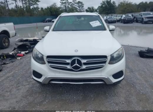 Mercedes - Glc300 - 2017 - White - 41614014