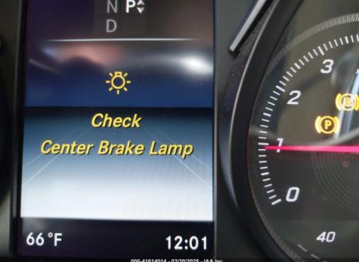 Mercedes - Glc300 - 2017 - White - 41614014