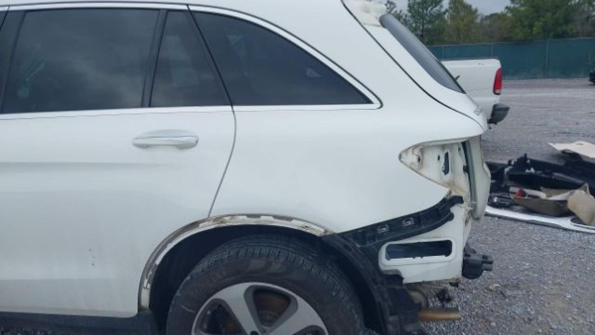 Mercedes - Glc300 - 2017 - White - 41614014