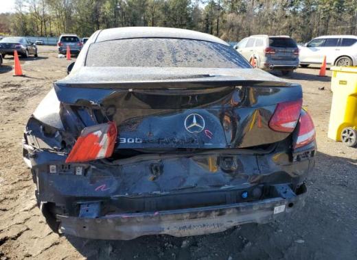 Mercedes - C300 - 2018 - Black - 41636025
