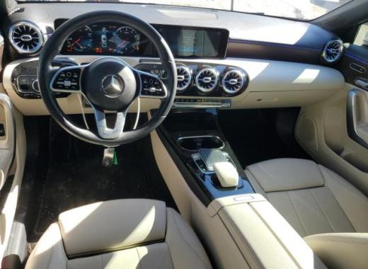 Mercedes - C300 - 2018 - Black - 41636025