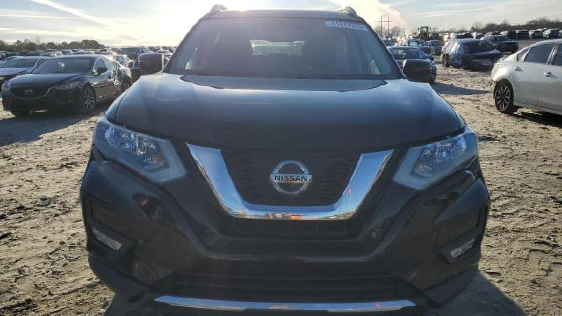 Nissan  - Rogue - 2019 - Black - 41679325