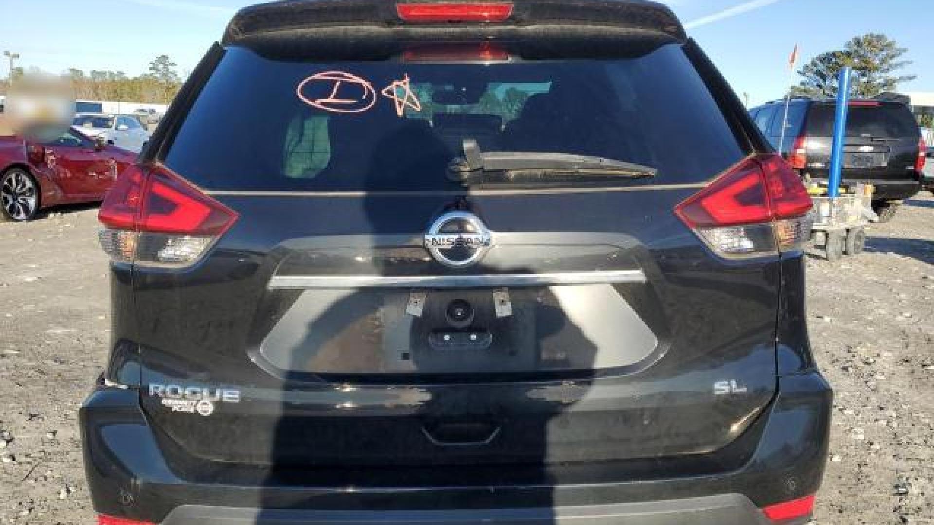 Nissan  - Rogue - 2019 - Black - 41679325