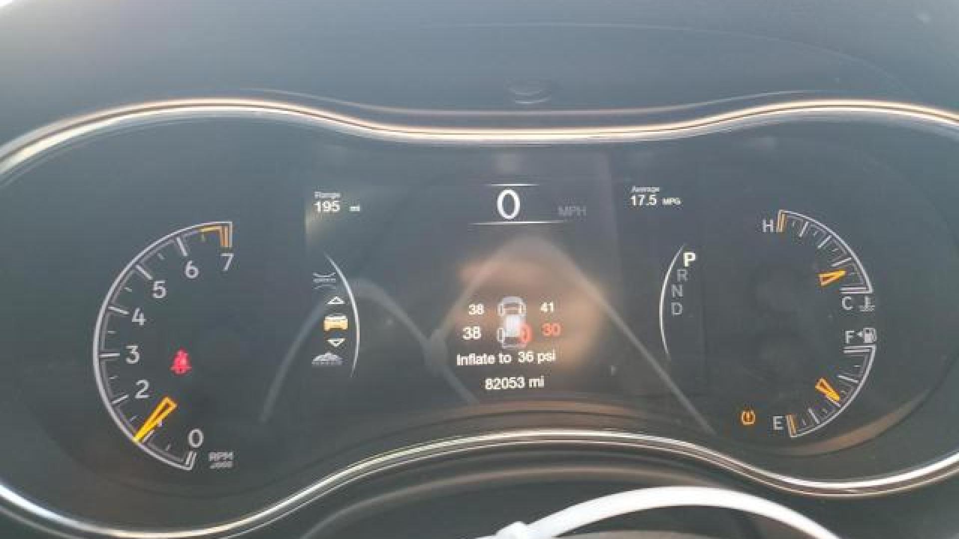 Jeep  - Grand Cherokee - 2019 - White - 41739735