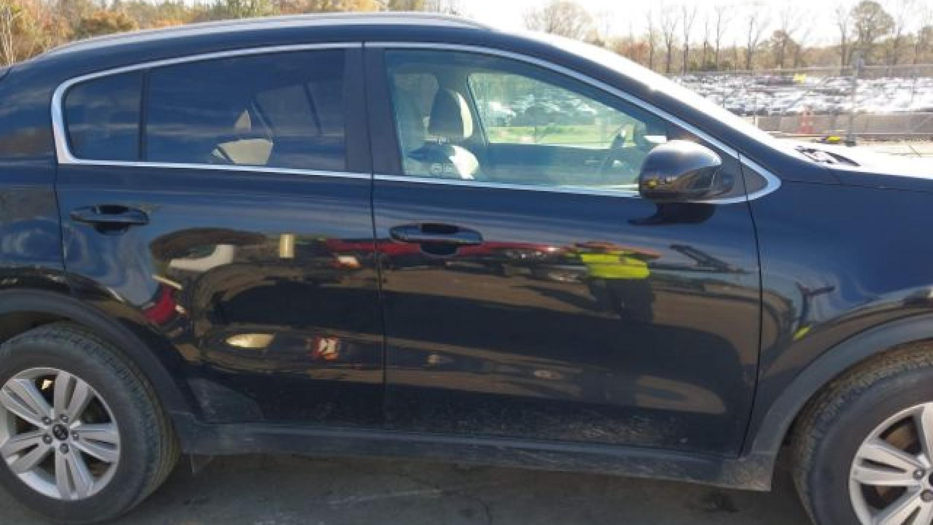 Kia - Sportage - 2017 - Black - 41798802