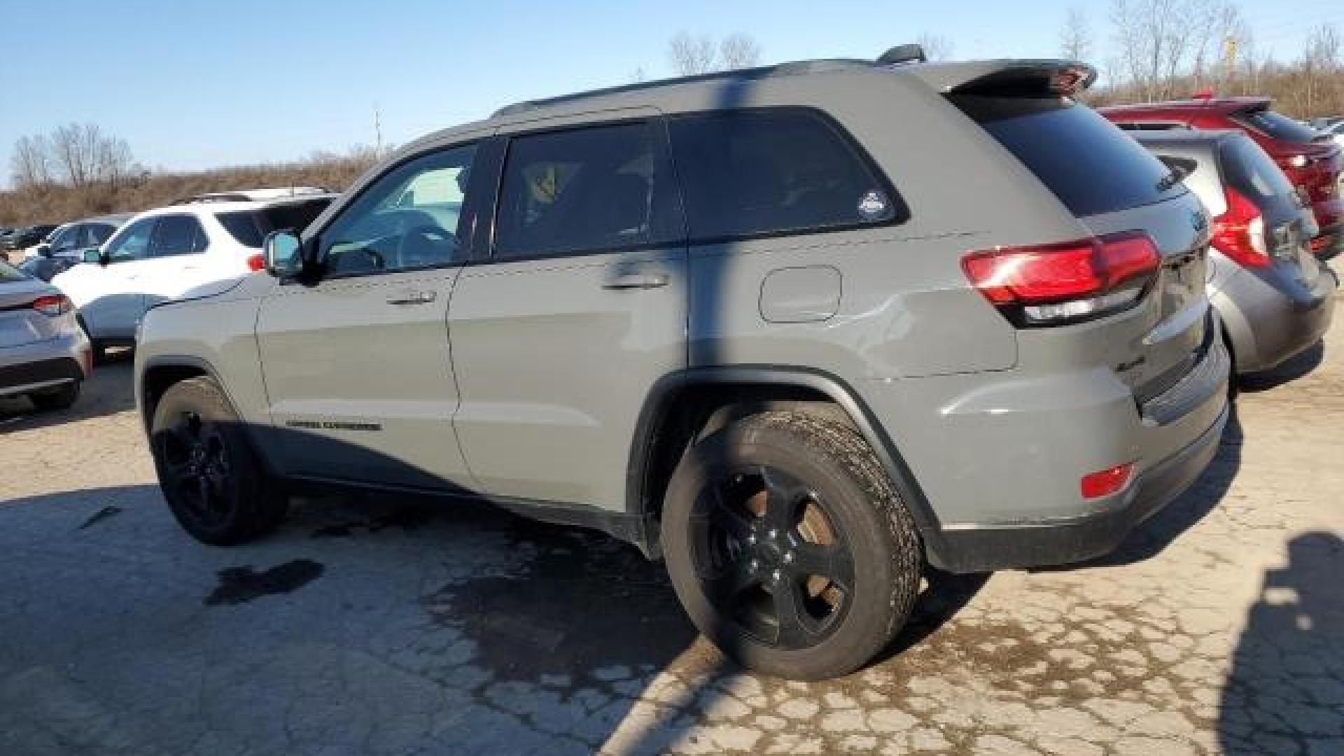 Jeep  - Grand Cherokee - 2019 - Nardo Grey - 41897785