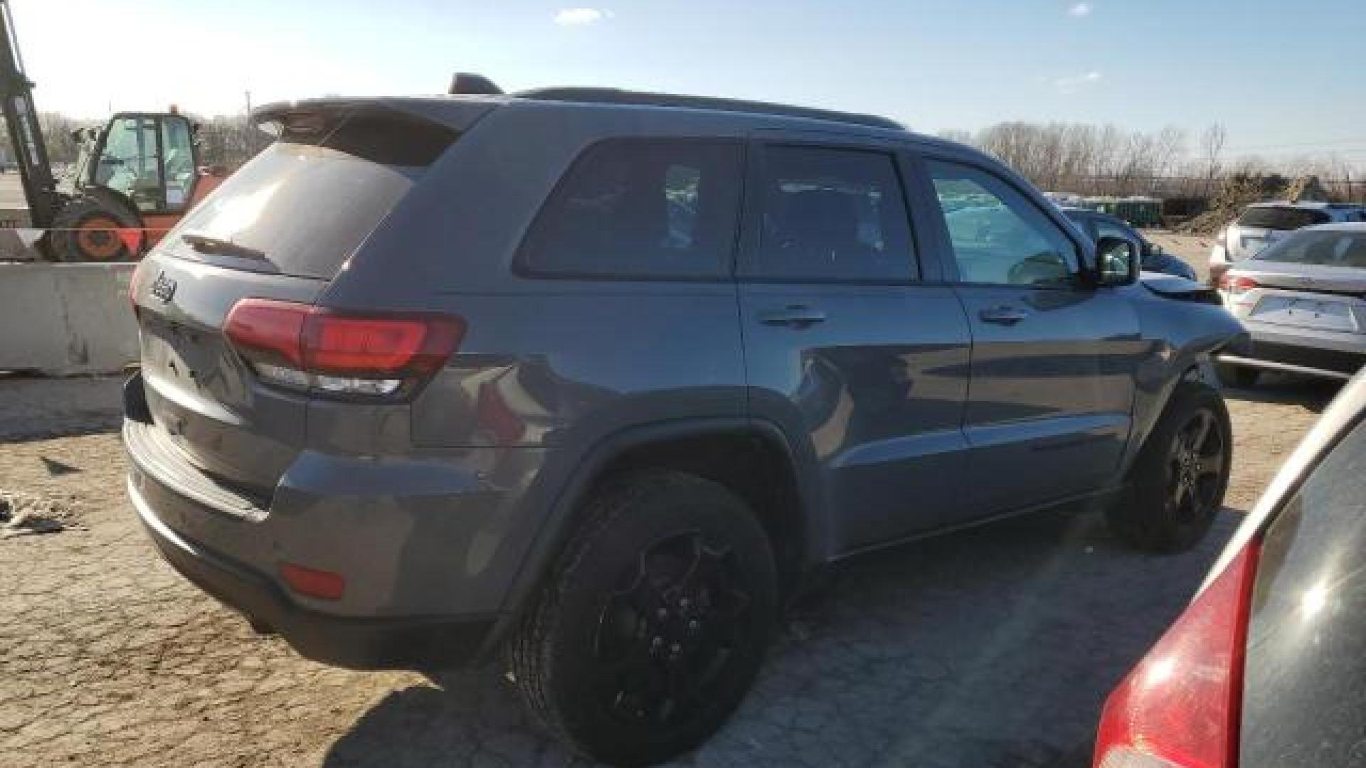 Jeep  - Grand Cherokee - 2019 - Nardo Grey - 41897785