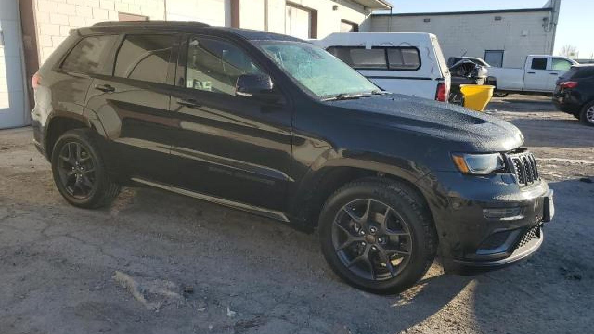 Jeep  - Grand Cherokee - 2019 - Black - 42282195