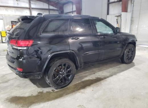 Jeep  - Grand Cherokee - 2017 - Black - 42389885