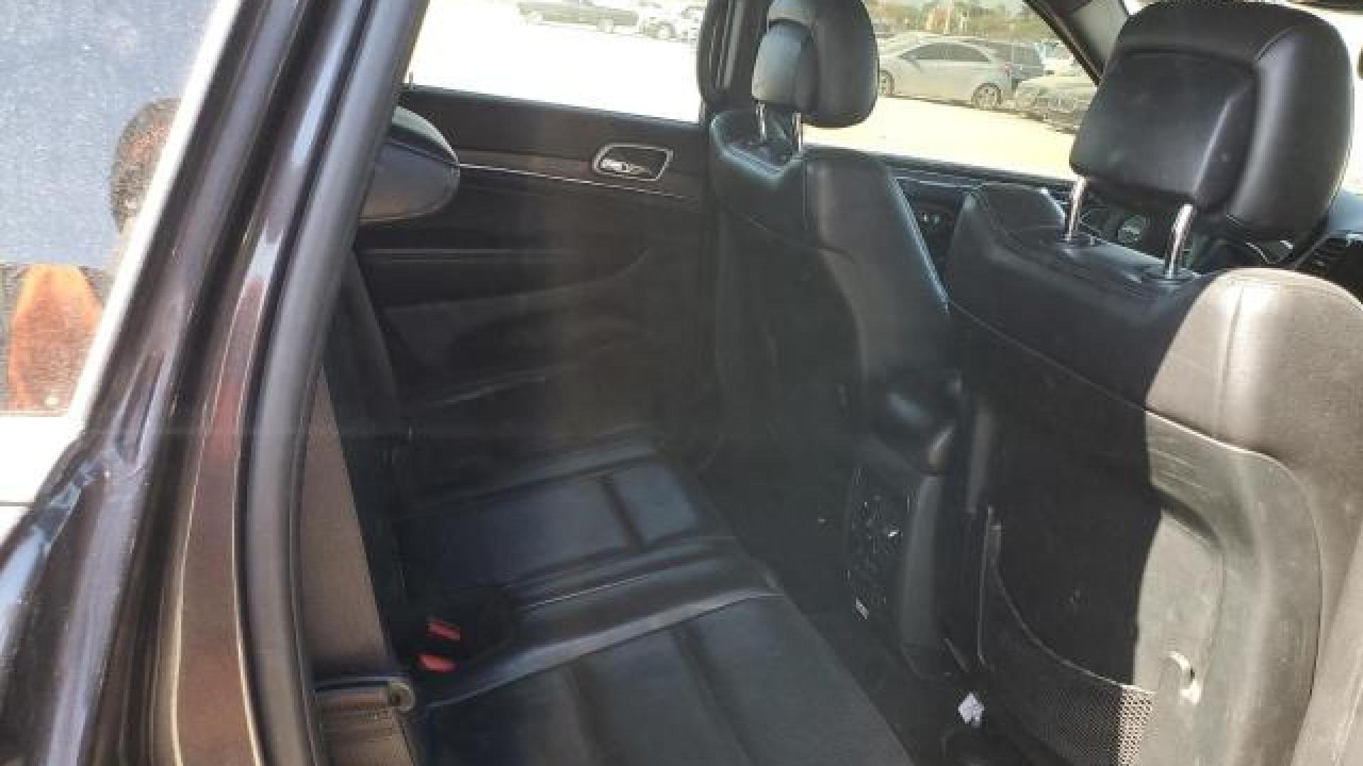 Jeep  - Grand Cherokee - 2019 - Grey - 42815455