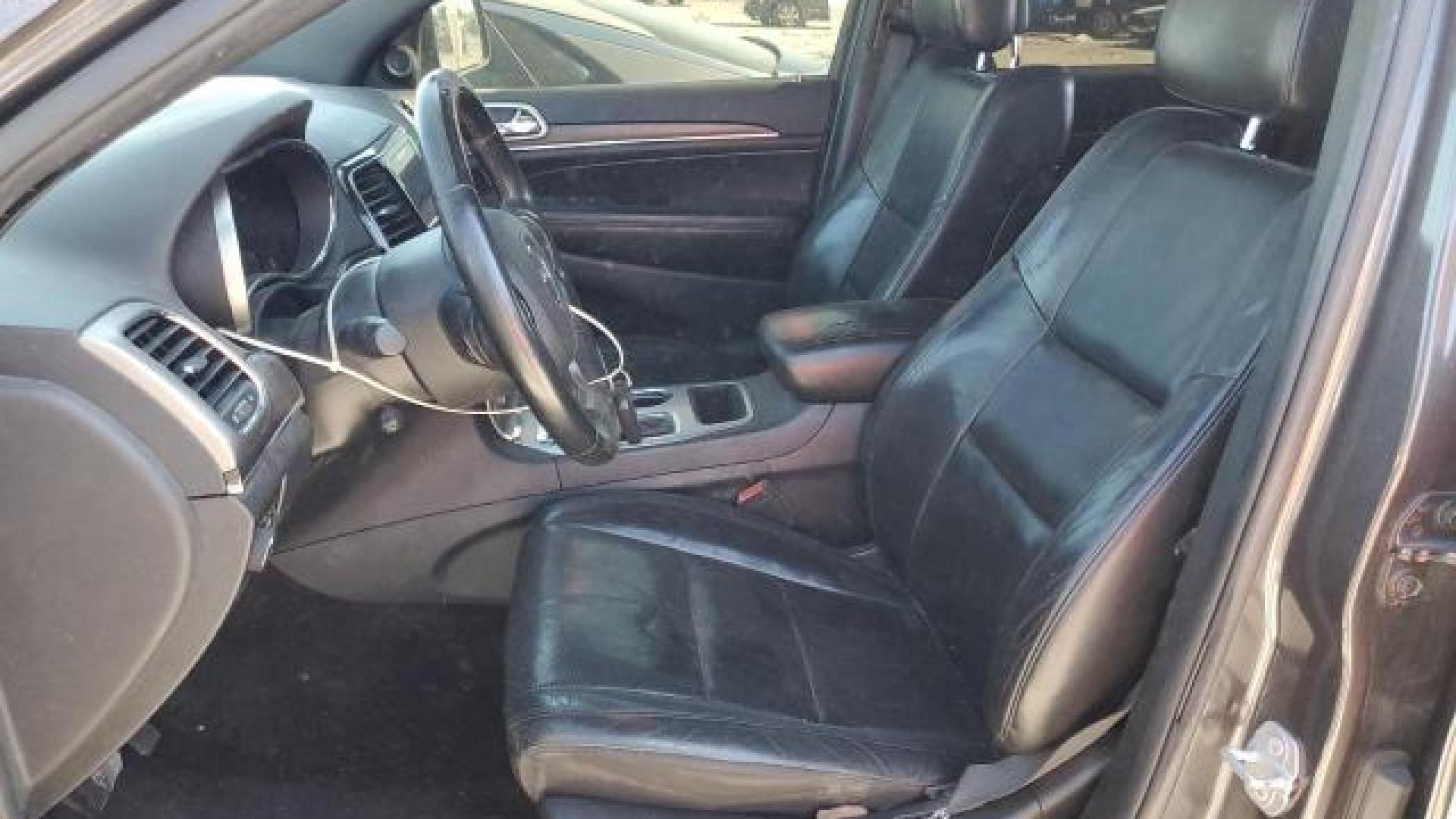 Jeep  - Grand Cherokee - 2019 - Grey - 42815455