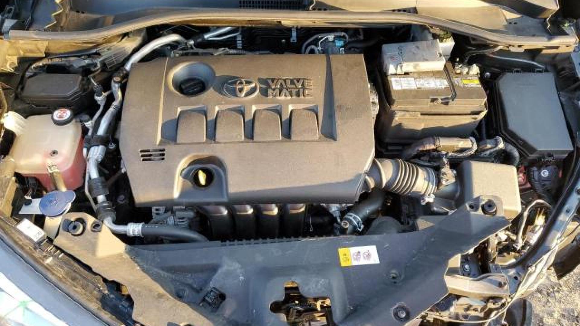 Toyota  - C-Hr  - 2018 - Grey - 42817165