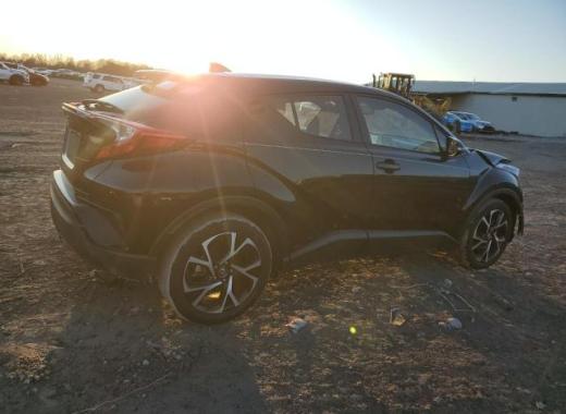 Toyota  - C-Hr  - 2018 - Grey - 42817165