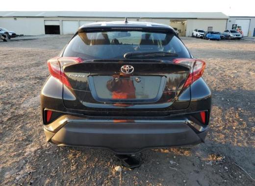 Toyota  - C-Hr  - 2018 - Grey - 42817165