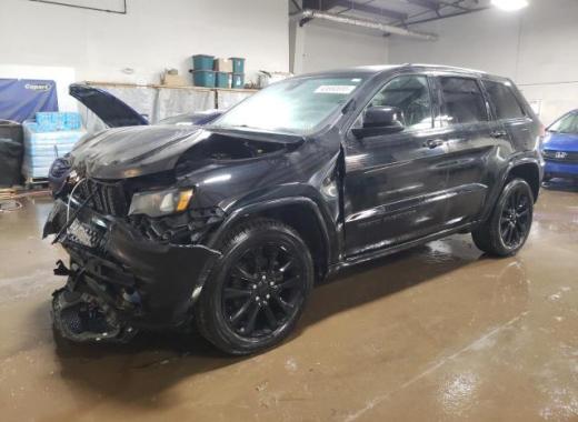 Jeep  - Grand Cherokee - 2018 - Black - 43660695