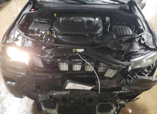 Jeep  - Grand Cherokee - 2018 - Black - 43660695