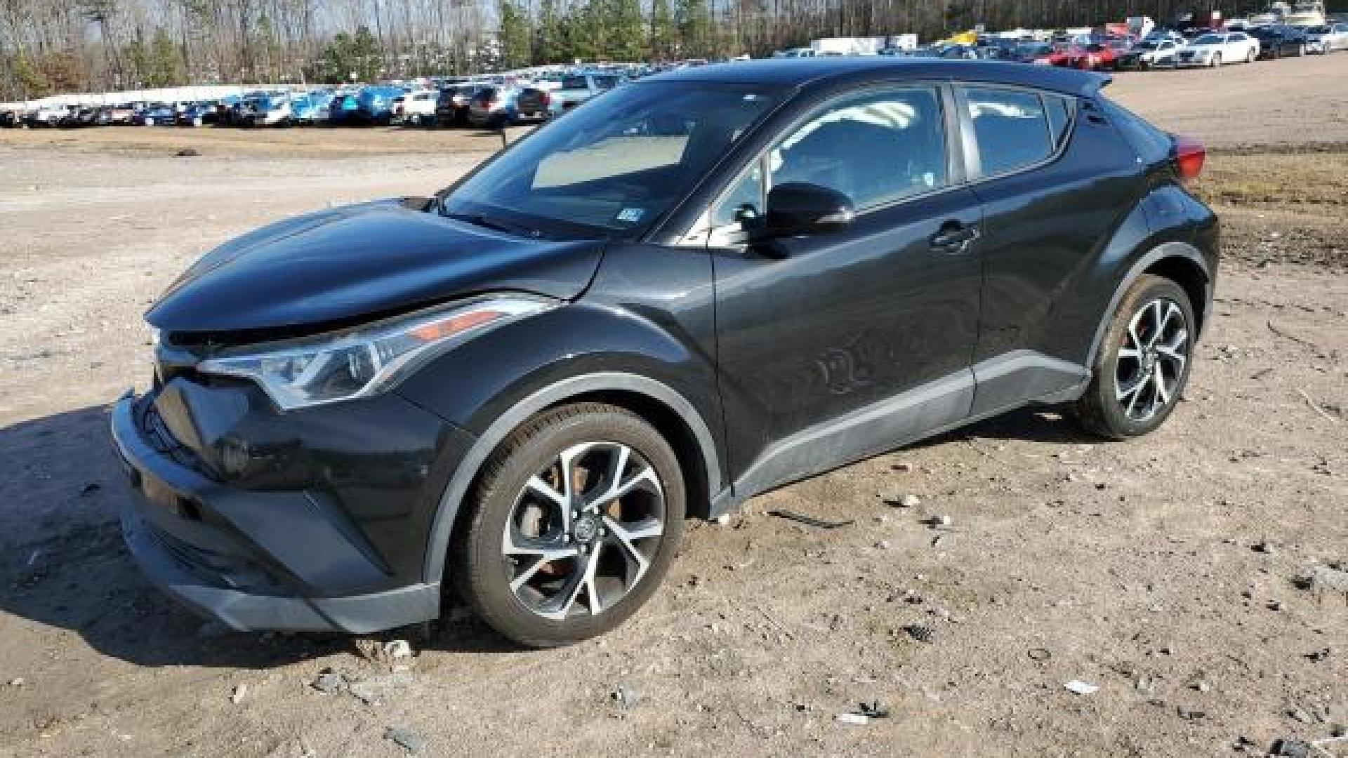 Toyota  - C-Hr  - 2018 - Black - 43687185