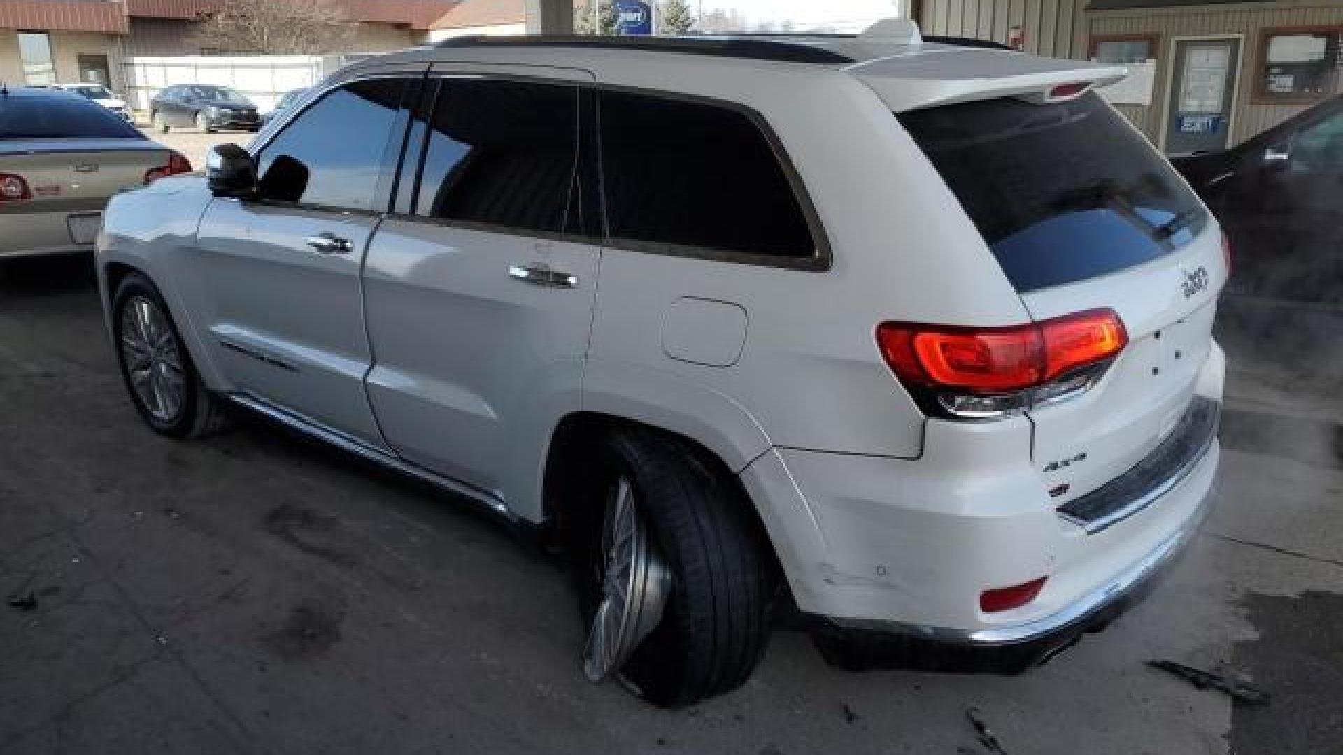 Jeep  - Grand Cherokee - 2017 - White - 44158595