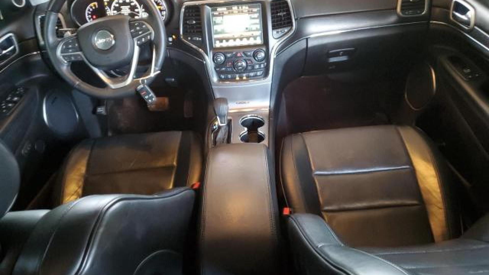 Jeep  - Grand Cherokee - 2017 - White - 44158595