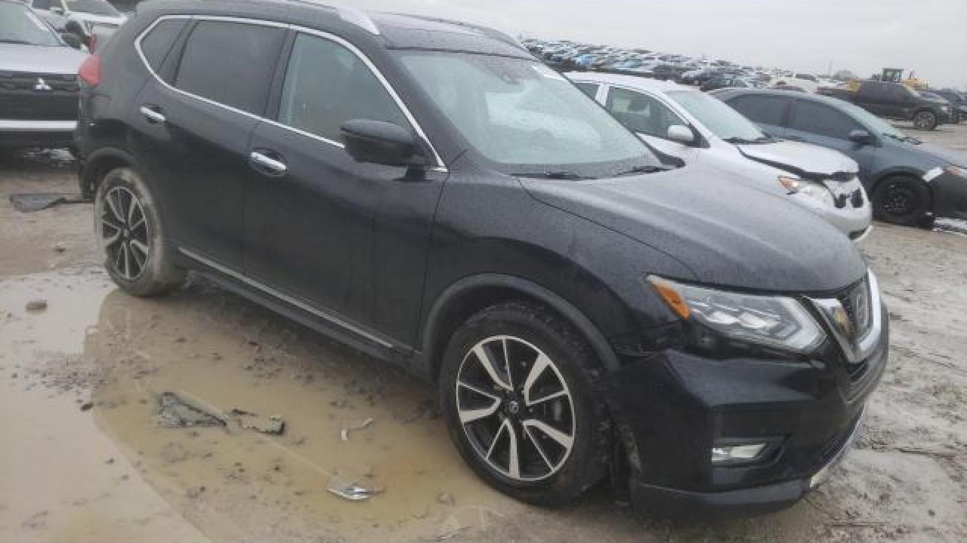 Nissan  - Rogue - 2017 - Black - 44763815