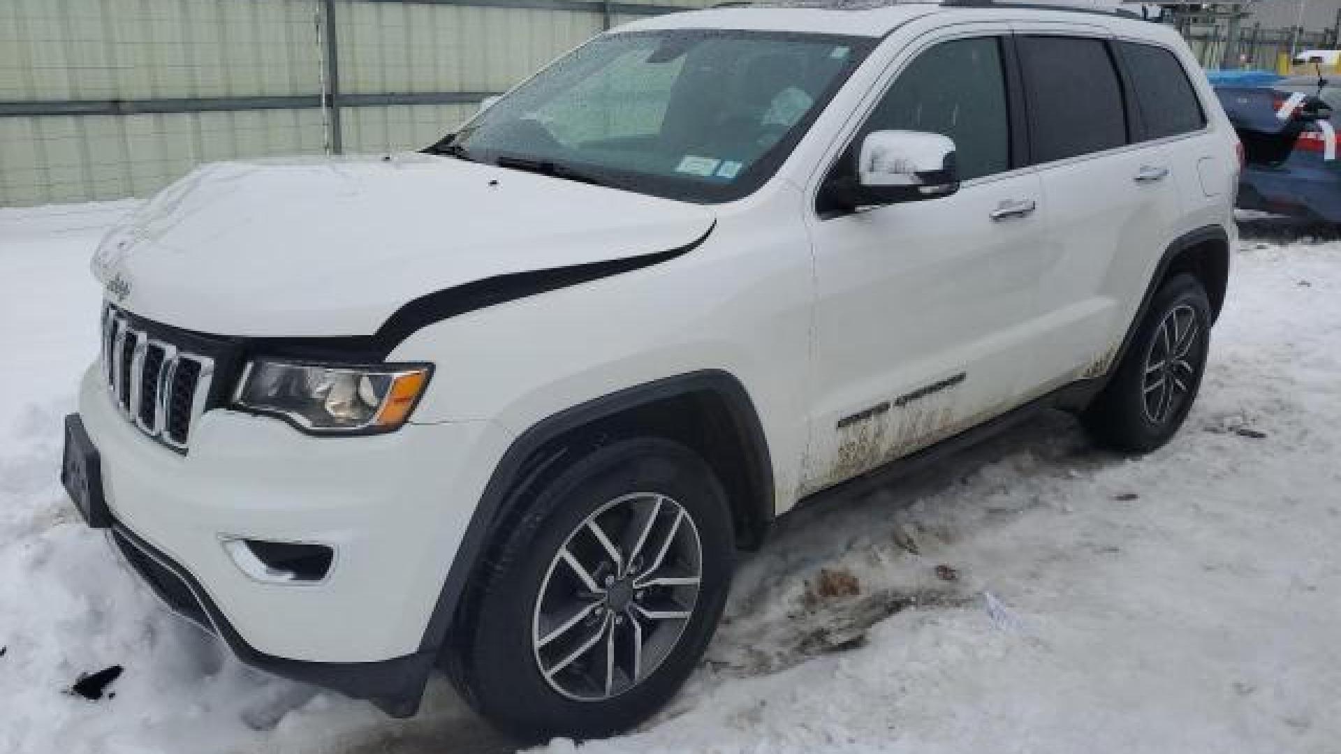 Jeep  - Grand Cherokee - 2019 - White - 45037735