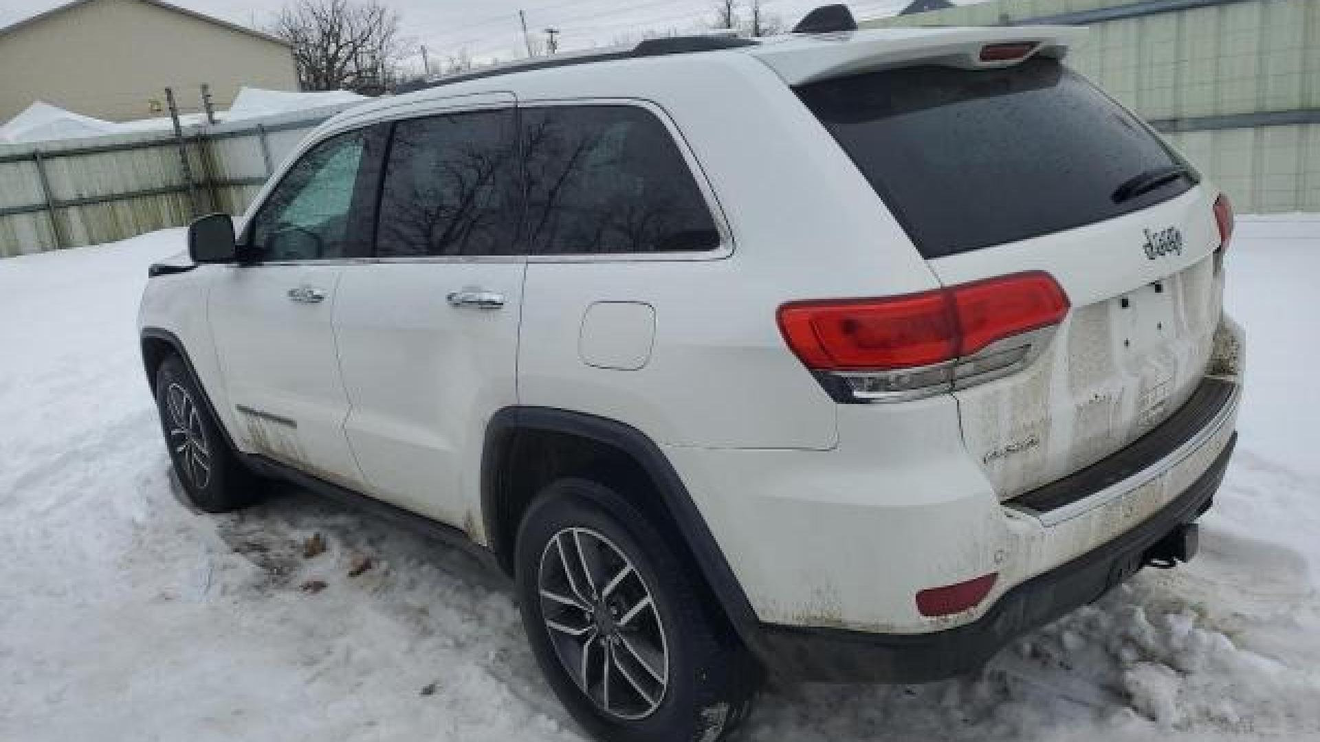 Jeep  - Grand Cherokee - 2019 - White - 45037735