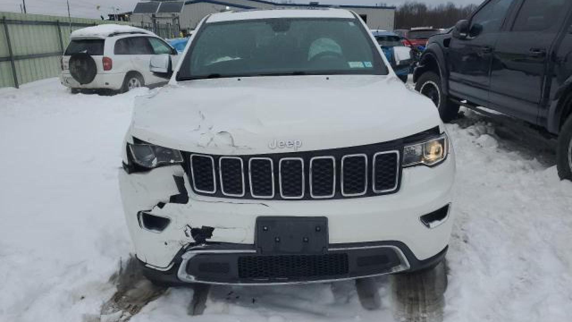 Jeep  - Grand Cherokee - 2019 - White - 45037735