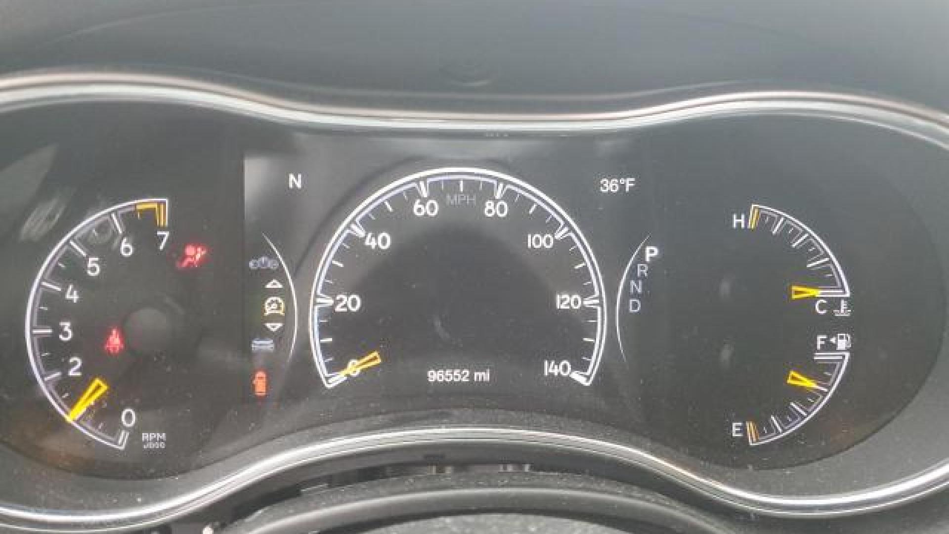 Jeep  - Grand Cherokee - 2019 - White - 45037735