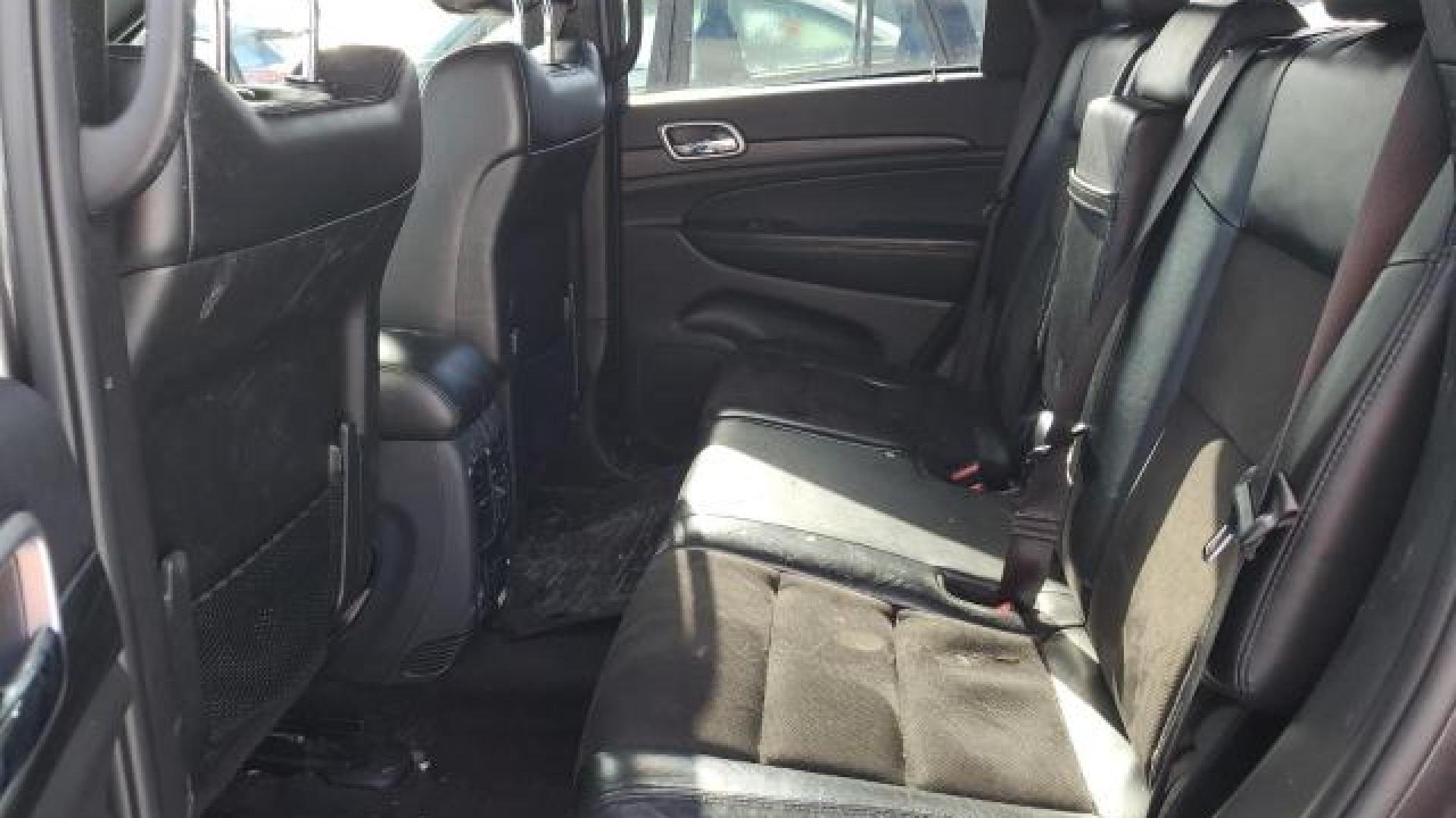 Jeep  - Grand Cherokee - 2019 - Grey - 45280015