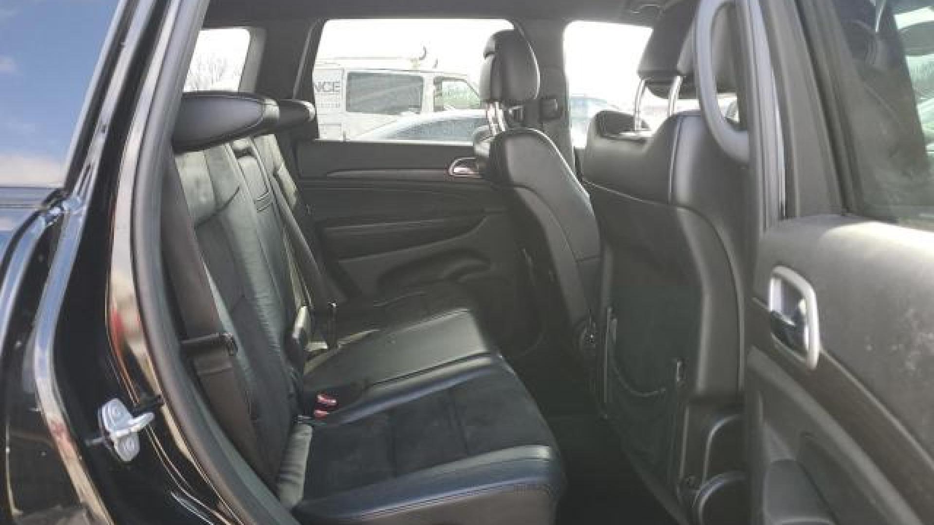 Jeep  - Grand Cherokee - 2018 - Black - 45400525