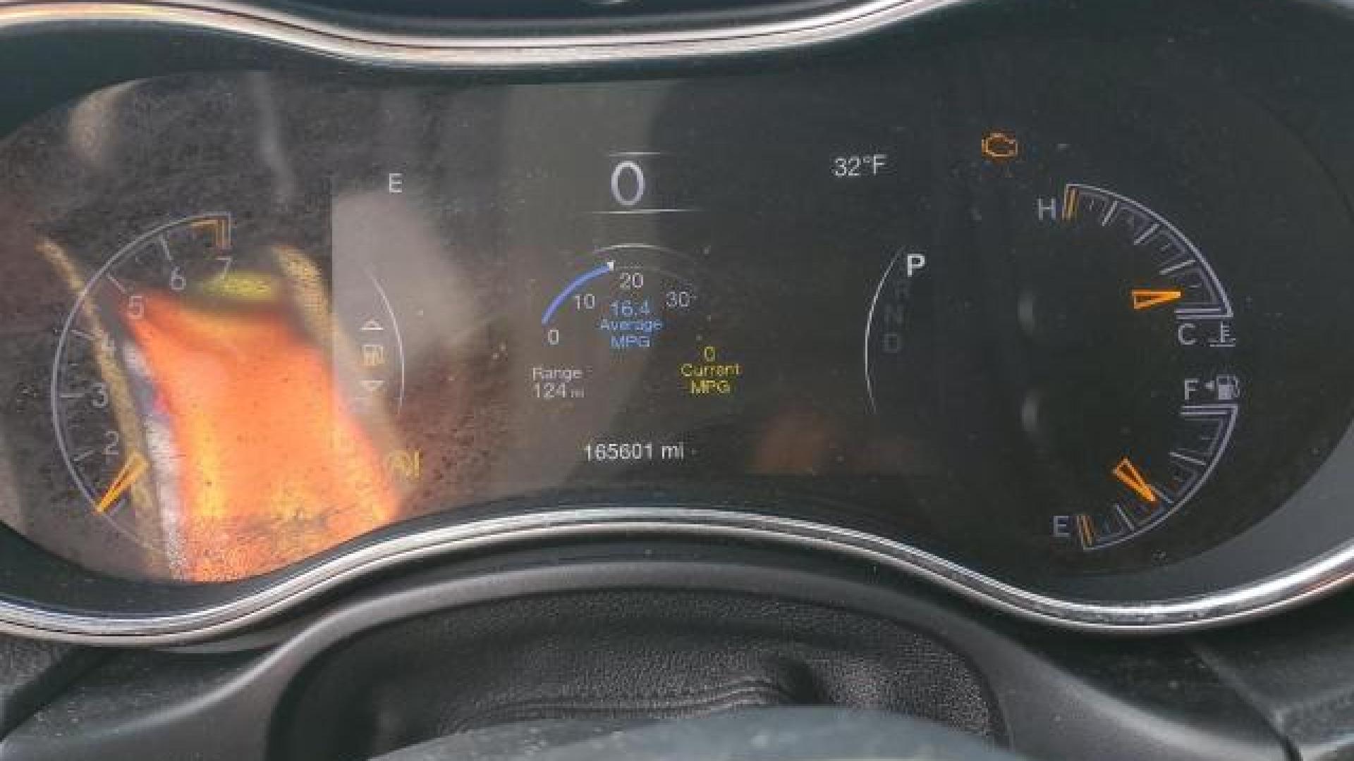 Jeep  - Grand Cherokee - 2018 - Black - 45400525