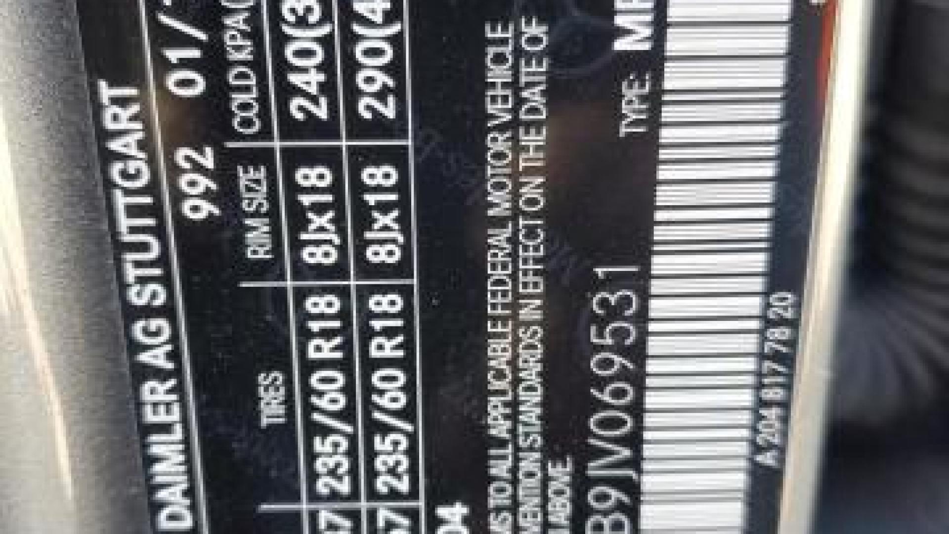 Mercedes - Glc300 - 2018 - Grey - 45708355