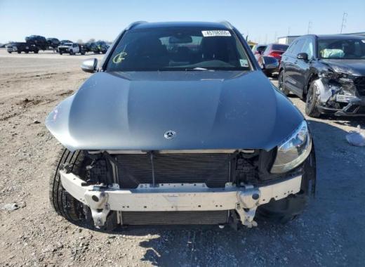 Mercedes - Glc300 - 2018 - Grey - 45708355