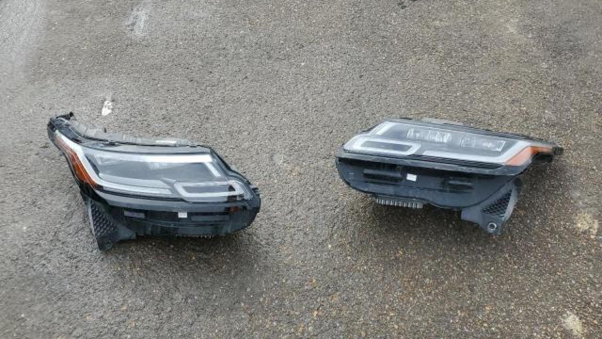 Range Rover - Velar - 2020 - Black - 46280545