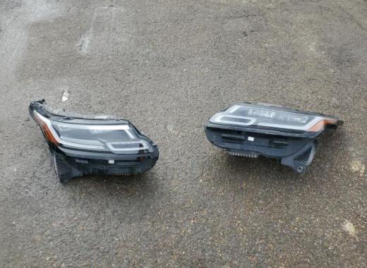 Range Rover - Velar - 2020 - Black - 46280545