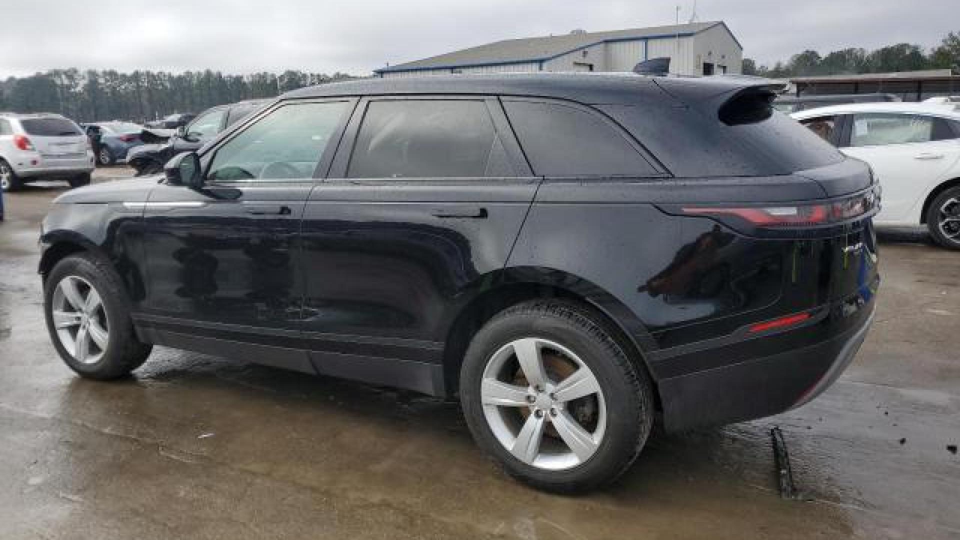 Range Rover - Velar - 2020 - Black - 46280545