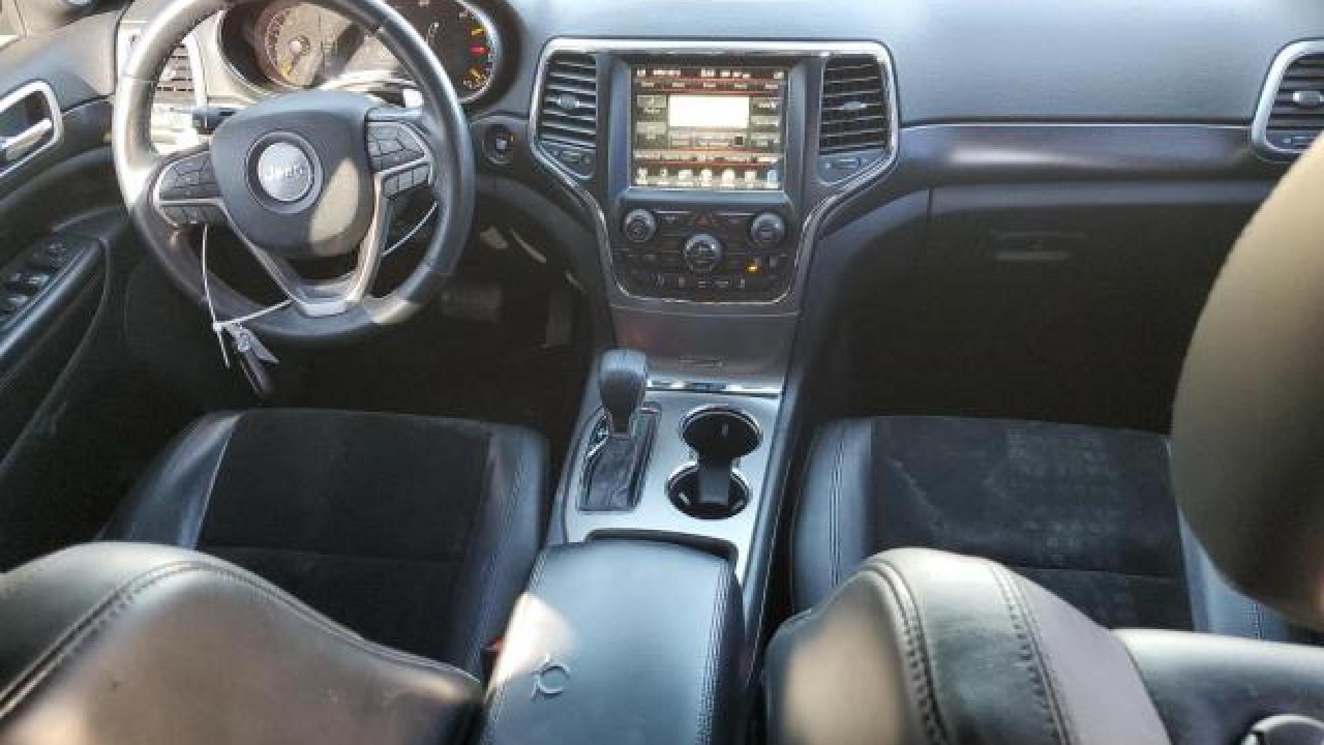 Jeep  - Grand Cherokee - 2017 - Black - 46432925