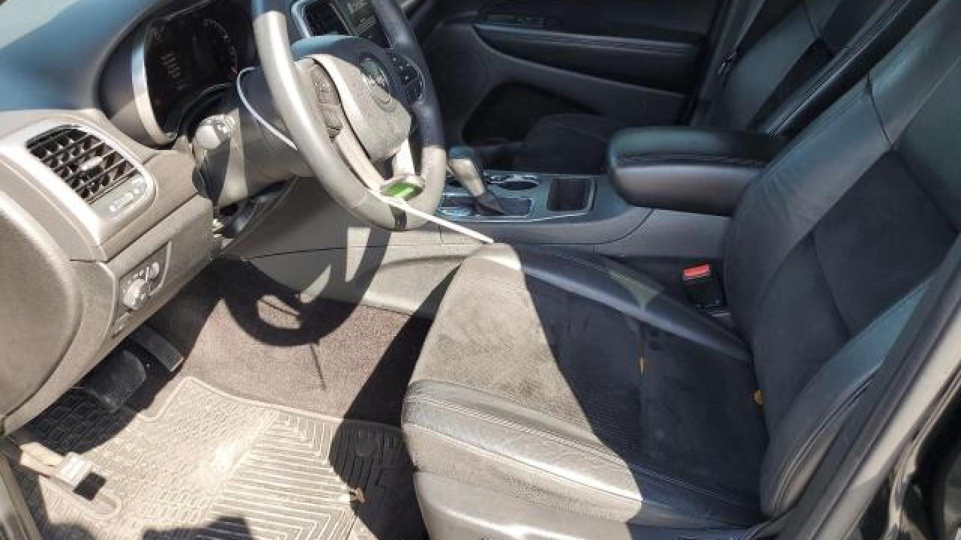 Jeep  - Grand Cherokee - 2018 - Black - 46950905