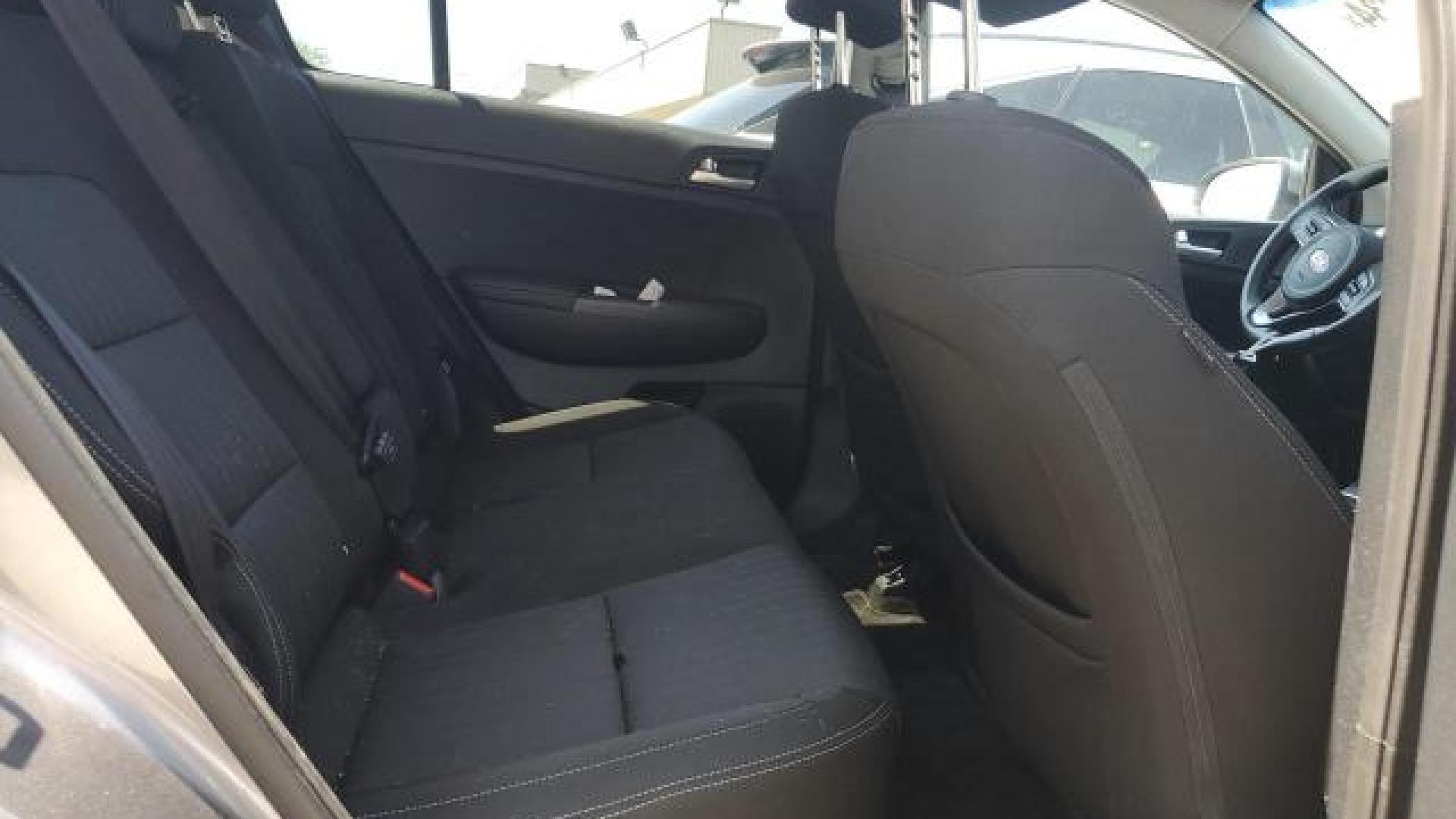 Kia - Sportage - 2017 - Grey - 55660834