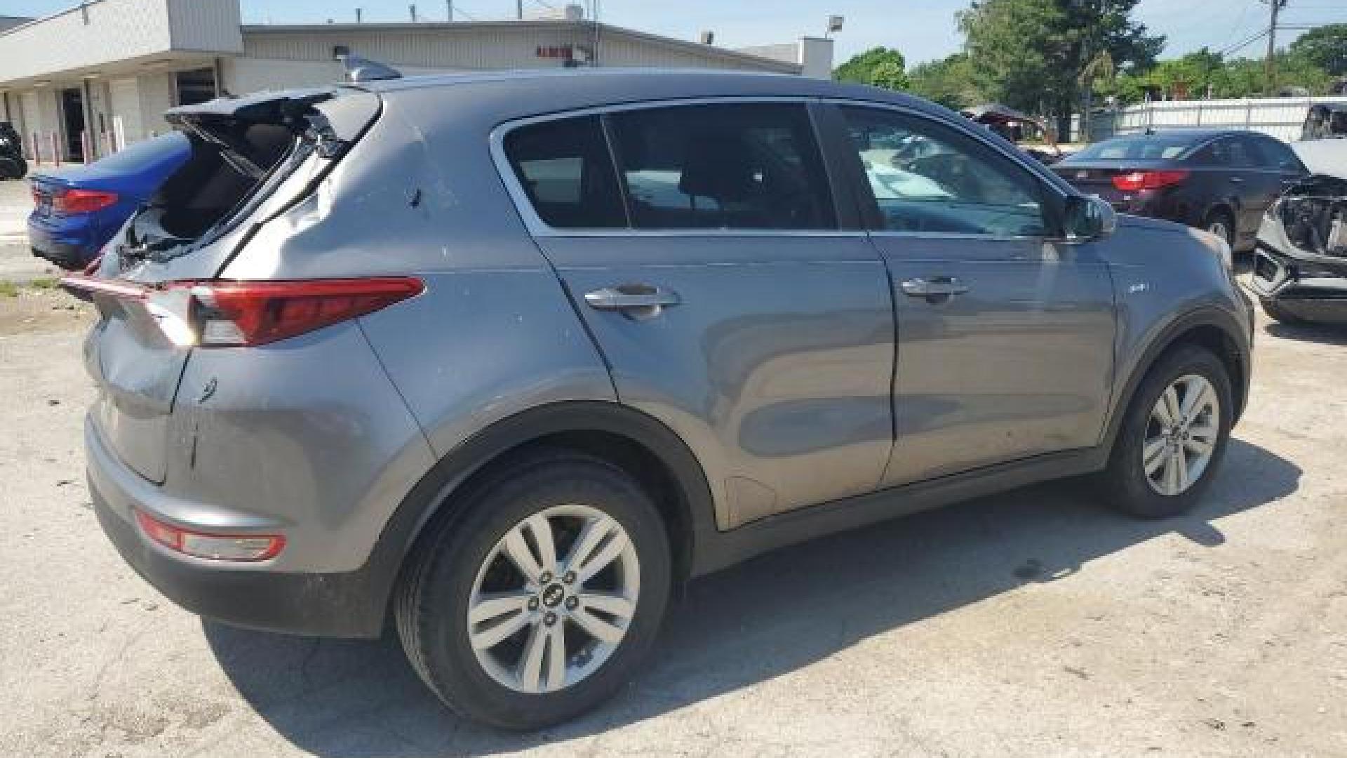 Kia - Sportage - 2017 - Grey - 55660834