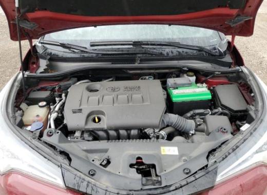 Toyota  - C-Hr  - 2018 - Red - 56028784