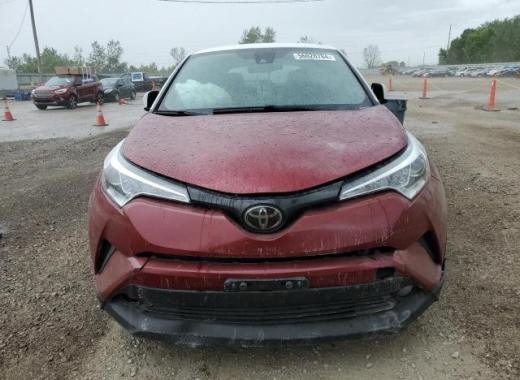 Toyota  - C-Hr  - 2018 - Red - 56028784
