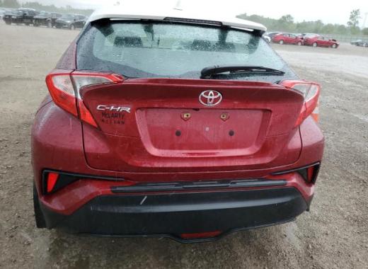 Toyota  - C-Hr  - 2018 - Red - 56028784