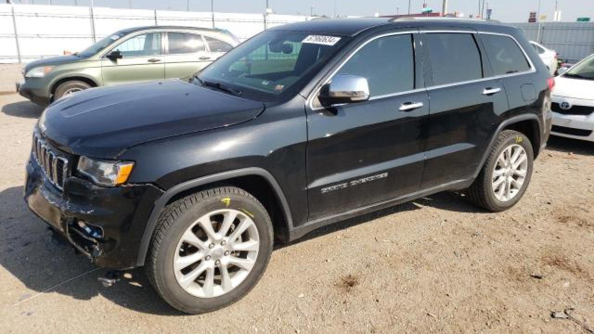 Jeep  - Grand Cherokee - 2017 - Black - 67960634