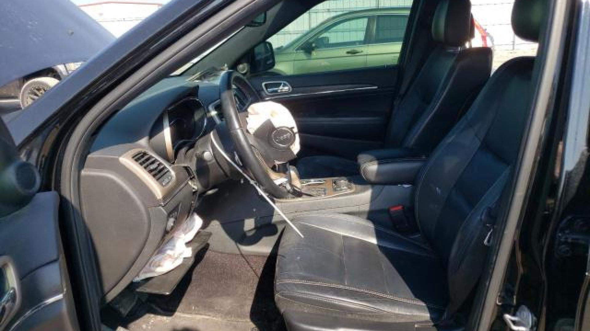 Jeep  - Grand Cherokee - 2017 - Black - 67960634