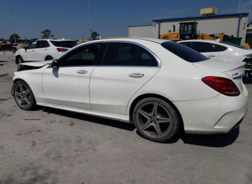 Mercedes - C300 - 2018 - White - 68523874