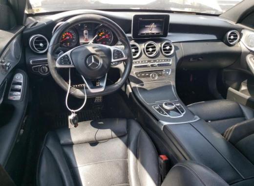 Mercedes - C300 - 2018 - White - 68523874