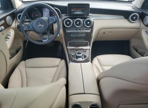 Mercedes - Glc300 - 2017 - Black - 70215634