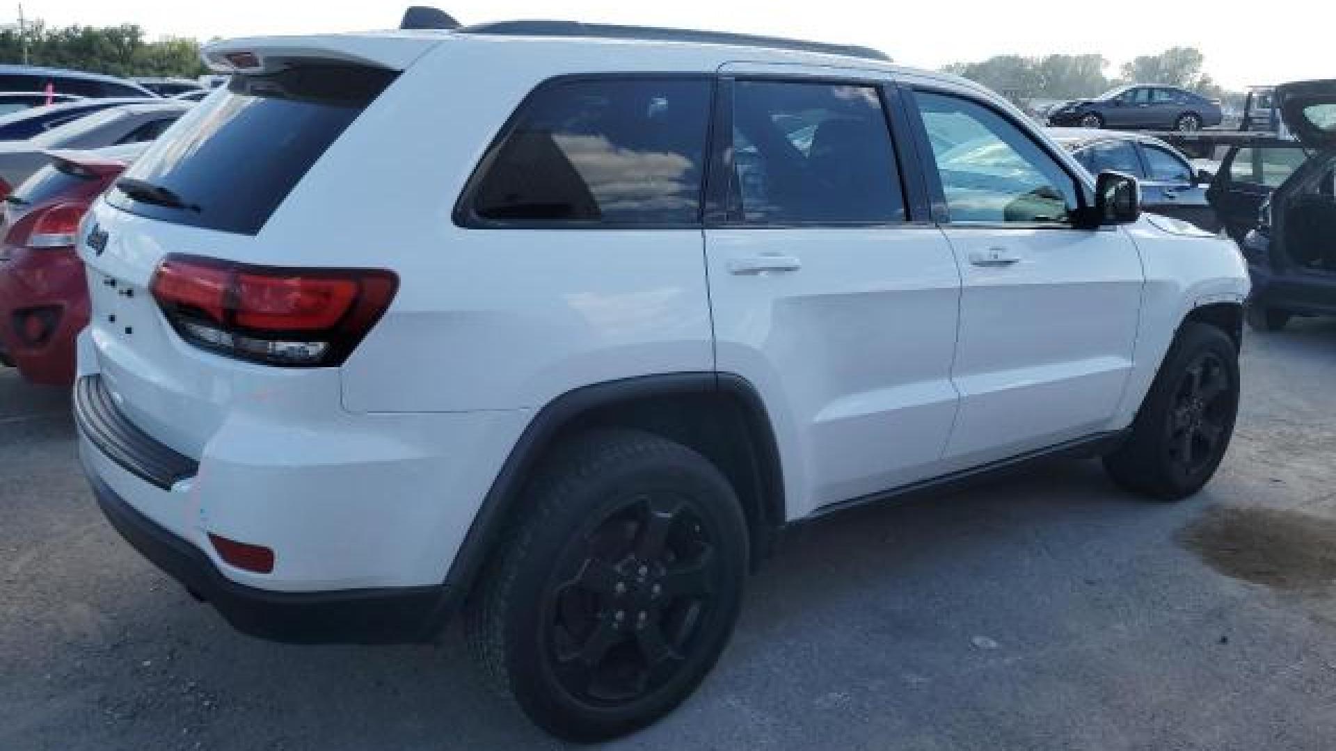 Jeep  - Grand Cherokee - 2018 - White - 72330764