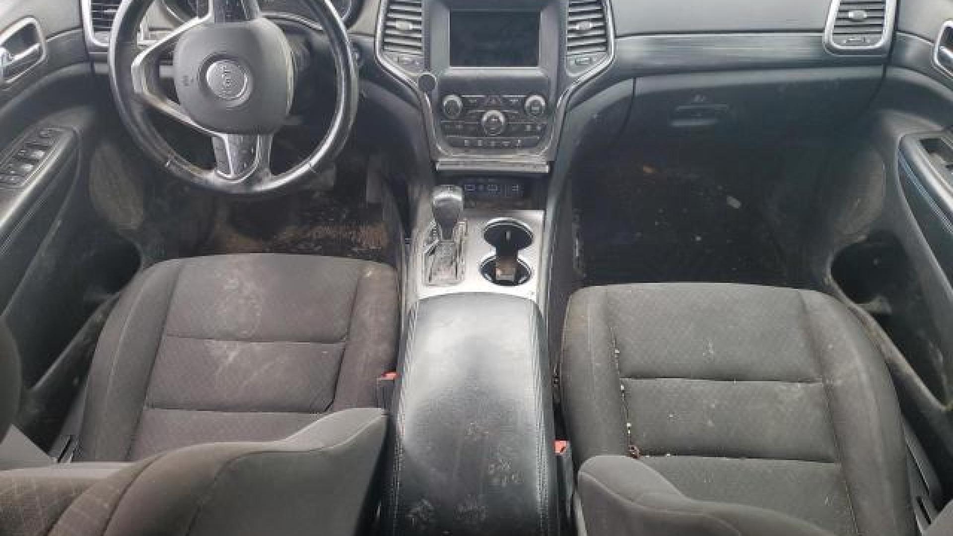 Jeep  - Grand Cherokee - 2019 - Nardo Grey - 73379284